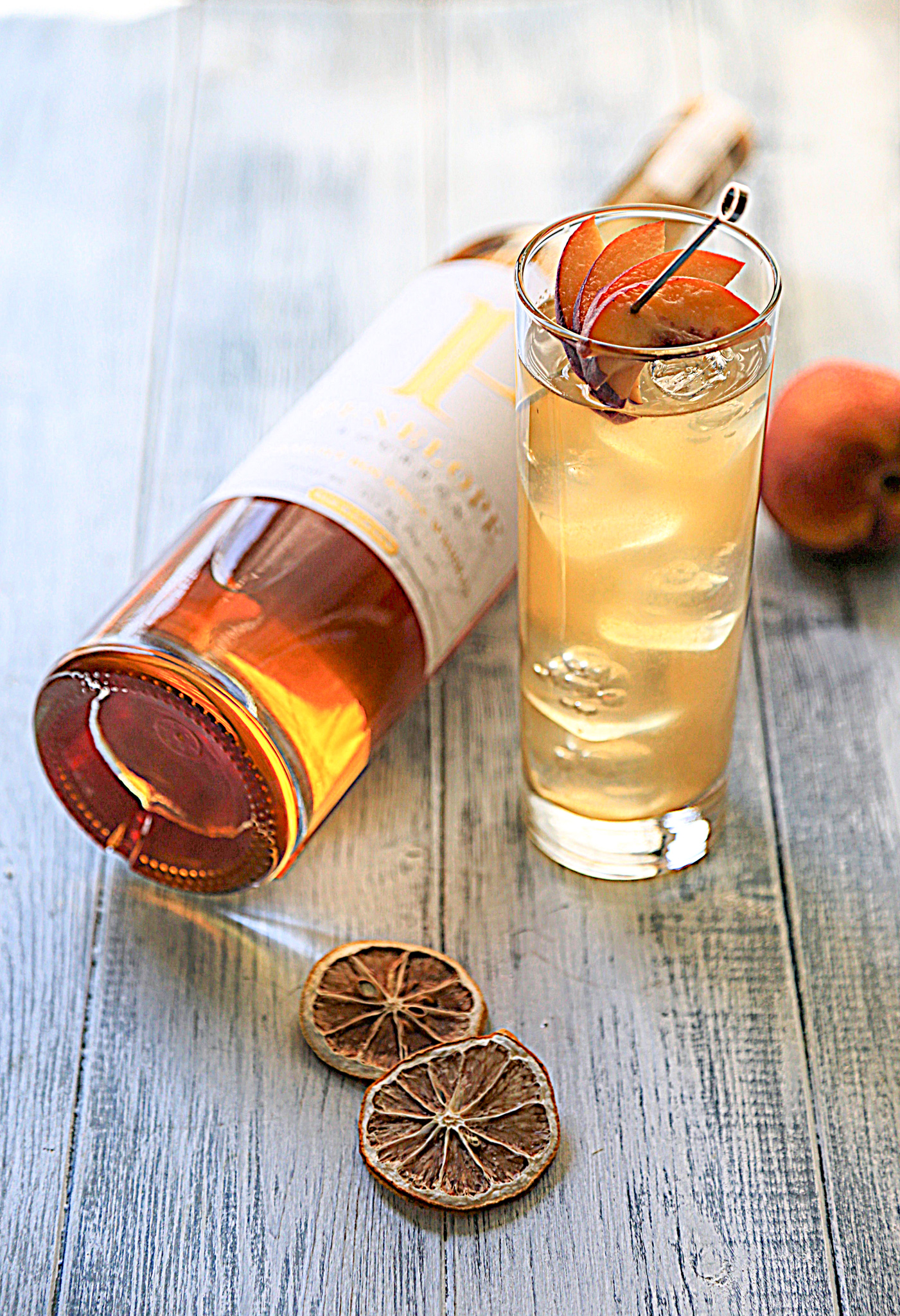 Sparkling Ice® Bourbon Peach Lemonade Cocktail